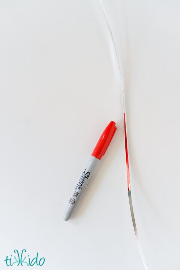 How to Make Victorian Tinsel Christmas Ornaments